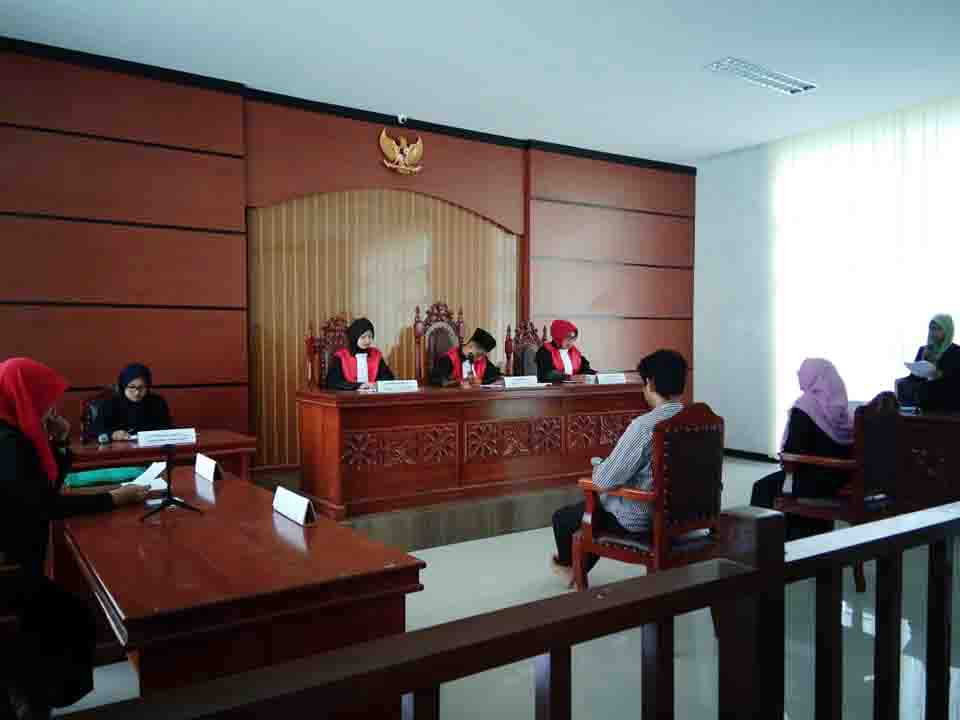 Lab-Peradilan-004